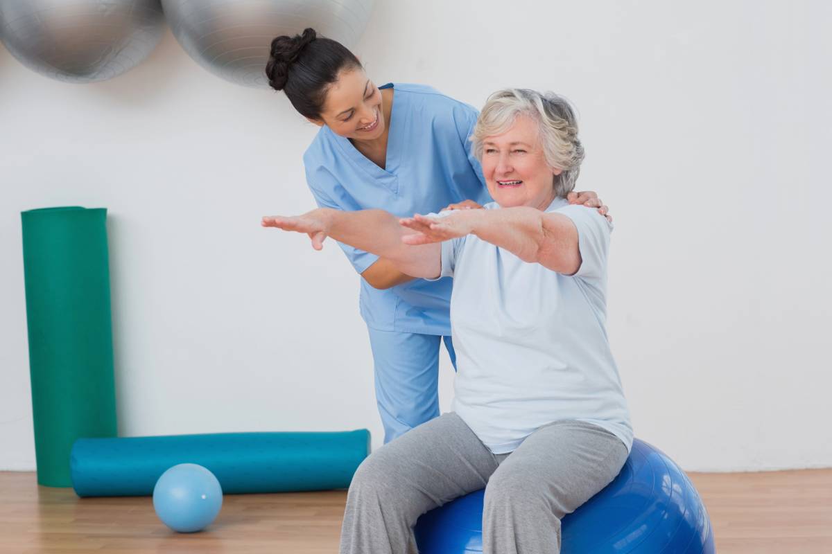 How Physical Therapy Can Help Improve Gait and Balance as You Age